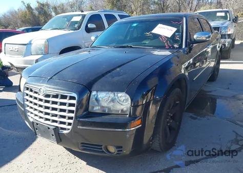 2010 Chrysler 300 Touring/Signature Series/Executive Series from USA, damaged, VIN 2C3CA5CV0AH241508